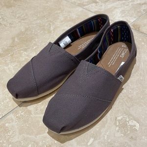 Toms Slip on walking shoes